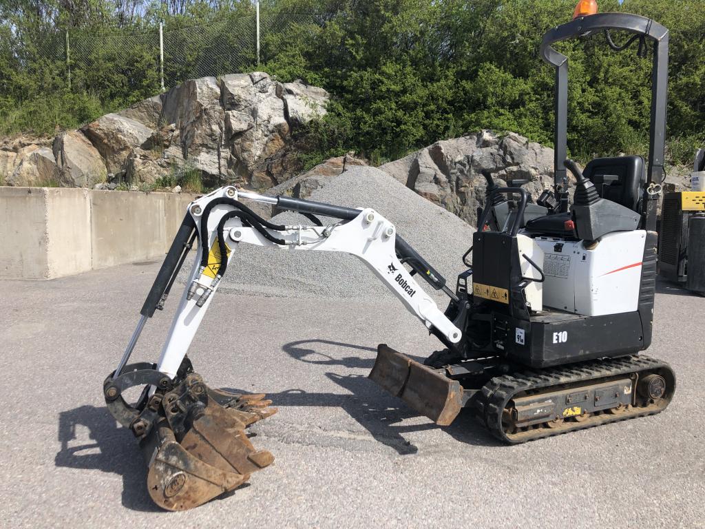 2018 BOBCAT E10